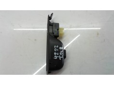 Recambio de mando elevalunas trasero derecho para renault captur helly hansen referencia OEM IAM    2