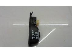 Recambio de mando elevalunas trasero izquierdo para renault captur helly hansen referencia OEM IAM    2