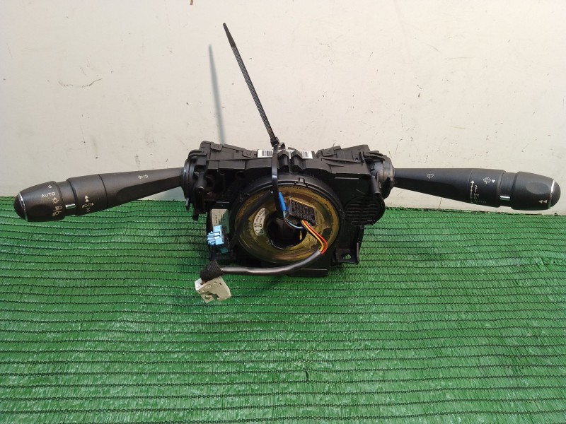 Recambio de mando multifuncion para peugeot 508 i (8d_) 2.0 hdi referencia OEM IAM 96759260XT 90433KH1000LA 1002082510