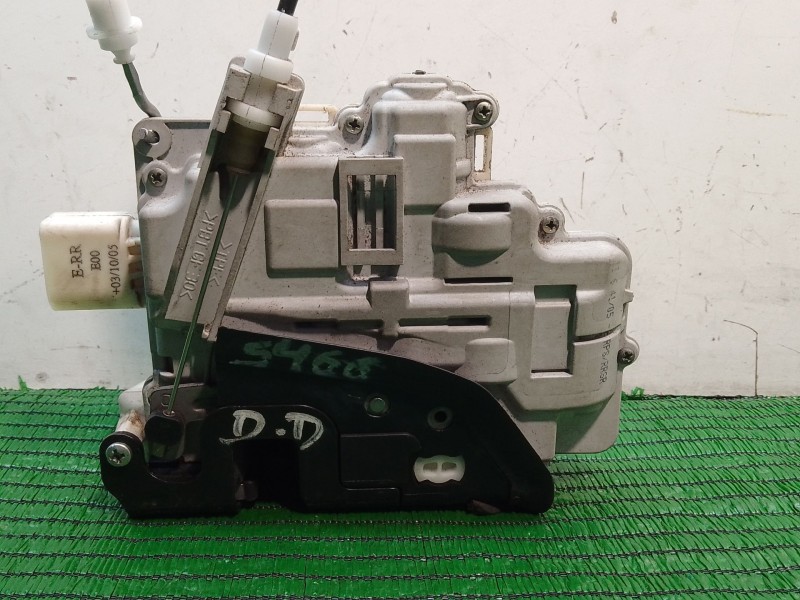 Recambio de cerradura puerta delantera derecha para ssangyong musso (fj) 2.9 d referencia OEM IAM 8E1837016AA 8E1837016AA 8E1837