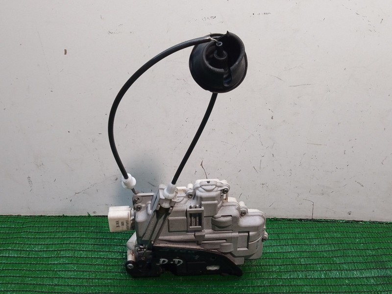 Recambio de cerradura puerta delantera derecha para ssangyong musso (fj) 2.9 d referencia OEM IAM 8E1837016AA 8E1837016AA 8E1837