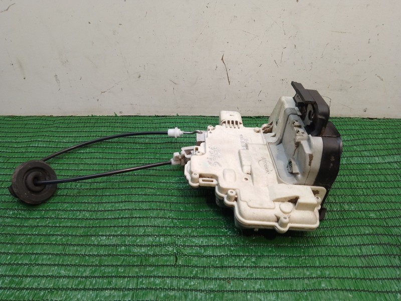 Recambio de cerradura puerta delantera derecha para ssangyong musso (fj) 2.9 d referencia OEM IAM 8E1837016AA 8E1837016AA 8E1837