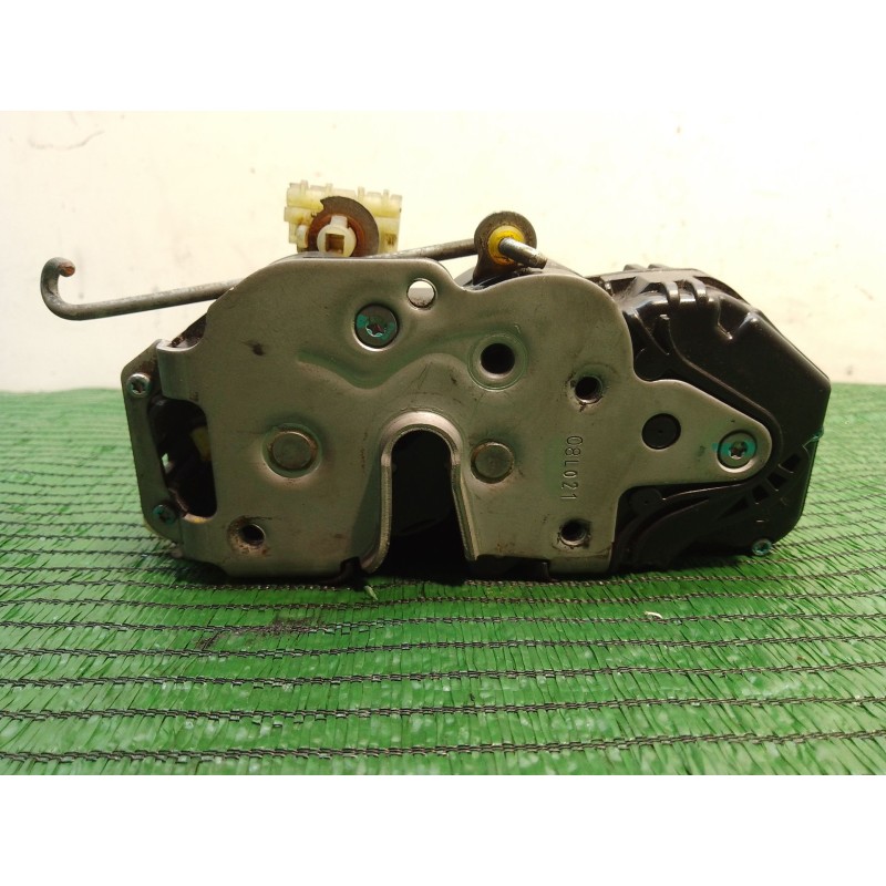 Recambio de cerradura puerta delantera izquierda para opel insignia a sedán (g09) 2.0 cdti (69) referencia OEM IAM 3023801  