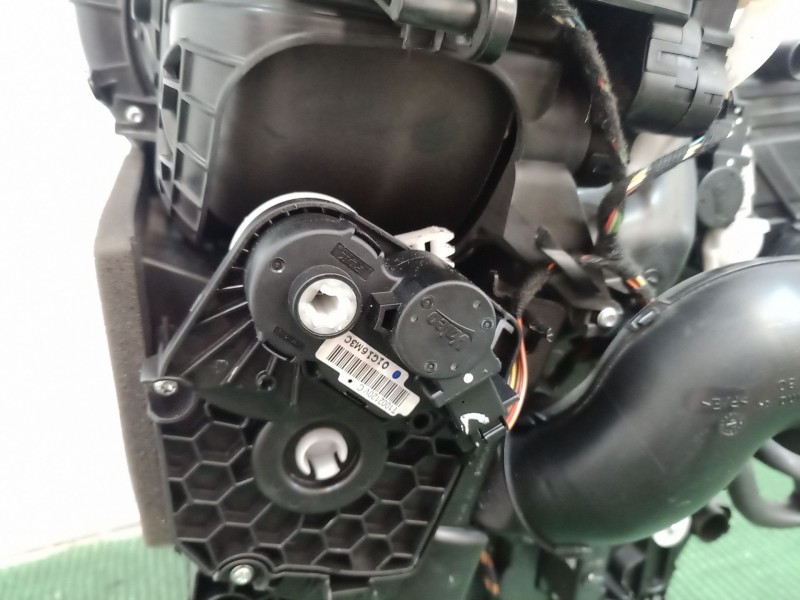 Recambio de carcasa calefaccion para peugeot 508 i (8d_) 2.0 hdi referencia OEM IAM   