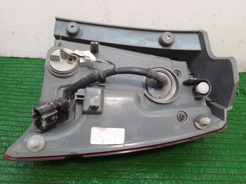 Recambio de piloto trasero izquierdo para kia sorento ii (xm) 2.4 cvvt referencia OEM IAM 924012P12 924012P12 A045048