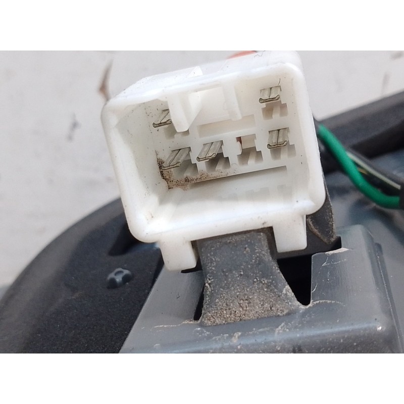 Recambio de piloto trasero izquierdo interior para kia sorento ii (xm) 2.4 cvvt referencia OEM IAM 924052P12 924052P12 A045048