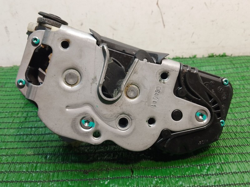 Recambio de cerradura puerta trasera derecha para opel insignia a sedán (g09) 2.0 cdti (69) referencia OEM IAM 3023754E01S 13503