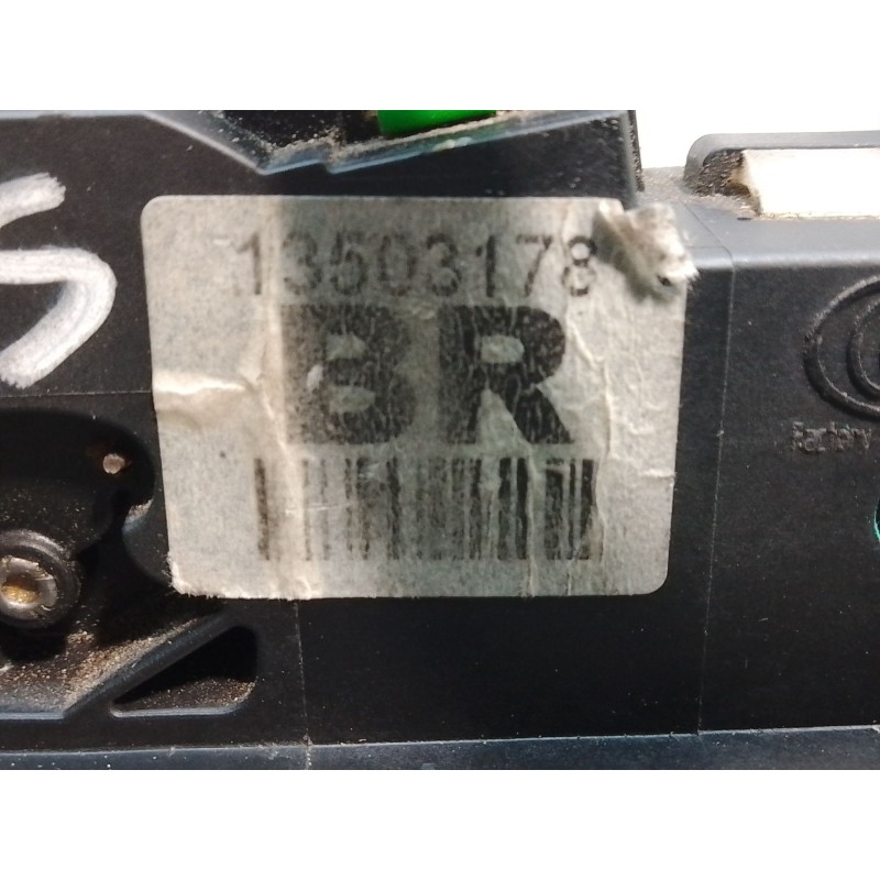 Recambio de cerradura puerta trasera derecha para opel insignia a sedán (g09) 2.0 cdti (69) referencia OEM IAM 3023754E01S 13503