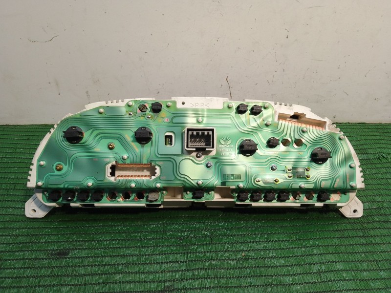Recambio de cuadro instrumentos para daewoo tacuma (u100) 1.6 referencia OEM IAM 96262539 96262539 UE2F110008