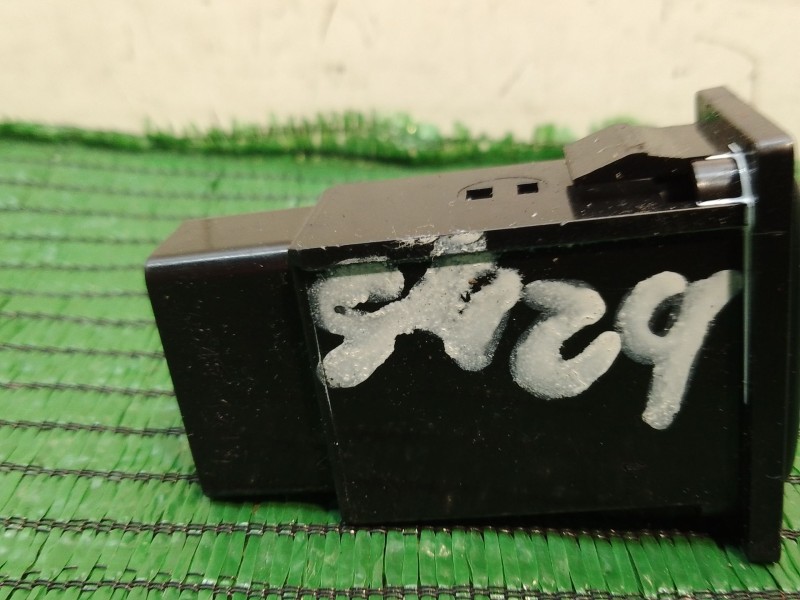 Recambio de interruptor para toyota avensis (_t25_) 2.2 d-4d (adt251_) referencia OEM IAM TR8801DOT TR8801DOT TR8801DOT