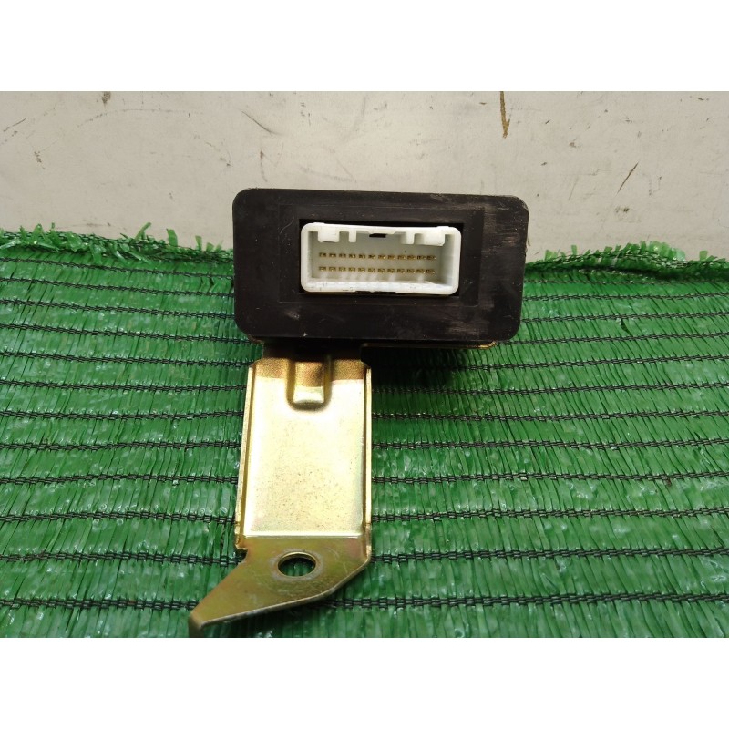 Recambio de modulo electronico para toyota avensis (_t25_) 2.2 d-4d (adt251_) referencia OEM IAM 8996005020 3YB97031387 35600163