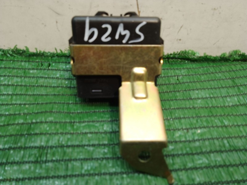 Recambio de modulo electronico para toyota avensis (_t25_) 2.2 d-4d (adt251_) referencia OEM IAM 8996005020 3YB97031387 35600163