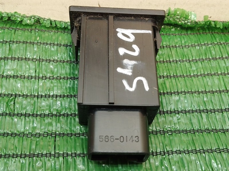 Recambio de interruptor para toyota avensis (_t25_) 2.2 d-4d (adt251_) referencia OEM IAM 156795 156795 156795