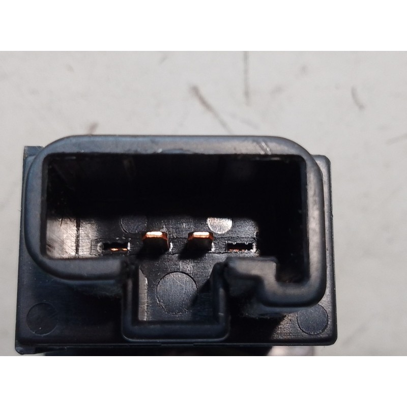 Recambio de interruptor para toyota avensis (_t25_) 2.2 d-4d (adt251_) referencia OEM IAM 156795 156795 156795