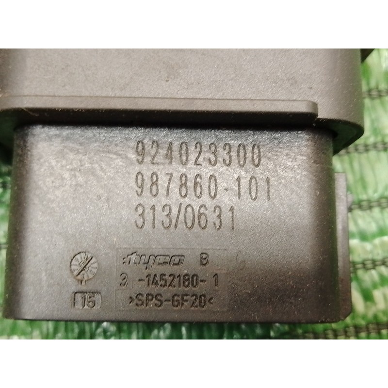 Recambio de cerradura puerta trasera izquierda para ford s-max (wa6) 2.0 tdci referencia OEM IAM 6M21U264A27BN 970353 6M2AR26413