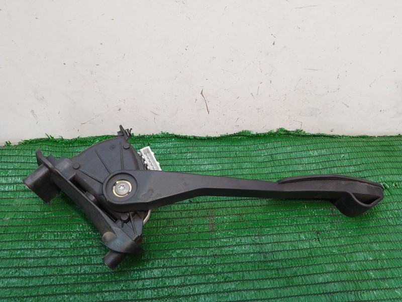 Recambio de pedal acelerador para volvo s60 berlina referencia OEM IAM 6PV00853700 6PV00853700 30636003