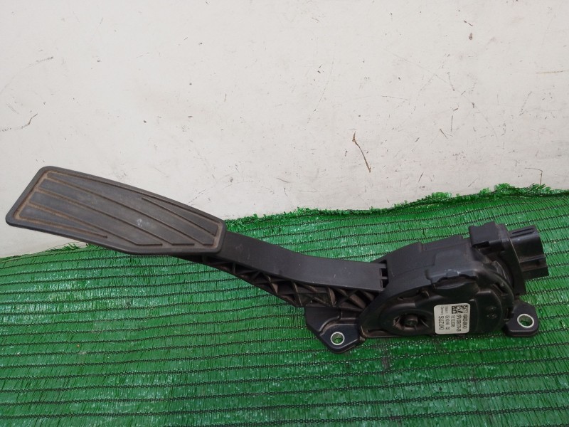Recambio de pedal acelerador para suzuki alto amf 310 1.0 12v cat referencia OEM IAM 4940068K4 4940068K4 6PV00907408