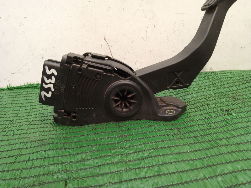 Recambio de pedal acelerador para suzuki alto amf 310 1.0 12v cat referencia OEM IAM 4940068K4 4940068K4 6PV00907408