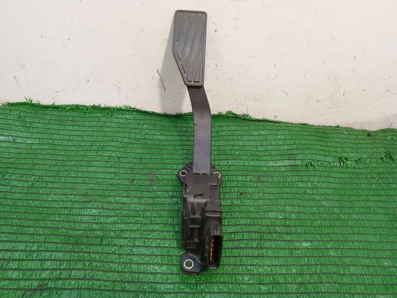 Recambio de pedal acelerador para suzuki alto amf 310 1.0 12v cat referencia OEM IAM 4940068K4 4940068K4 6PV00907408