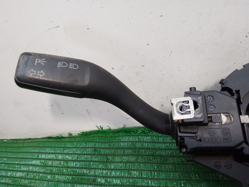 Recambio de mando multifuncion para audi a3 (8p) 2.0 tdi referencia OEM IAM 8P0953513A 8P090713 8P0953519A