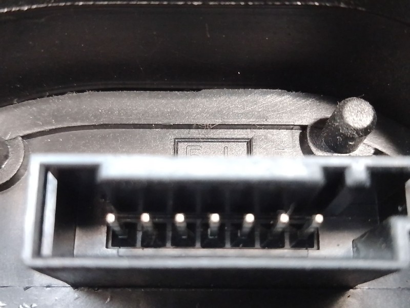 Recambio de cerradura puerta delantera izquierda para bmw 1 (e87) 116 i referencia OEM IAM 7154623 7154623 7154623