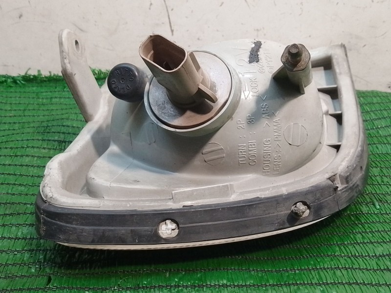 Recambio de piloto delantero izquierdo para hyundai trajet (fo) 2.0 gls referencia OEM IAM 923013A0 923013A0 923013A0