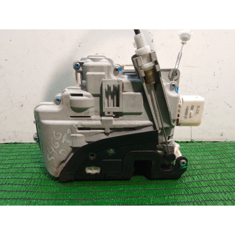 Recambio de cerradura puerta delantera izquierda para ssangyong musso (fj) 2.9 d referencia OEM IAM 8E1837015AA 8E1837015AA 8E18