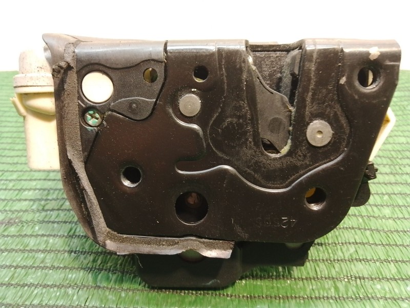 Recambio de cerradura puerta delantera izquierda para ssangyong musso (fj) 2.9 d referencia OEM IAM 8E1837015AA 8E1837015AA 8E18