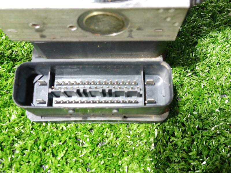 Recambio de abs para volkswagen bora berlina (1j2) highline referencia OEM IAM   