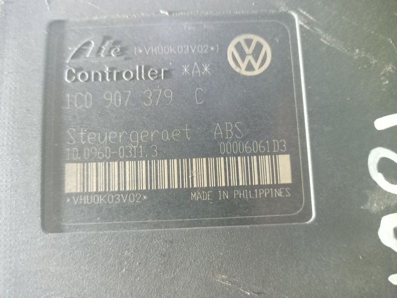 Recambio de abs para volkswagen bora berlina (1j2) highline referencia OEM IAM   