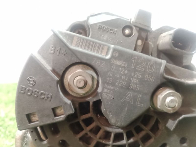 Recambio de alternador para opel zafira b 1.6 16v referencia OEM IAM   