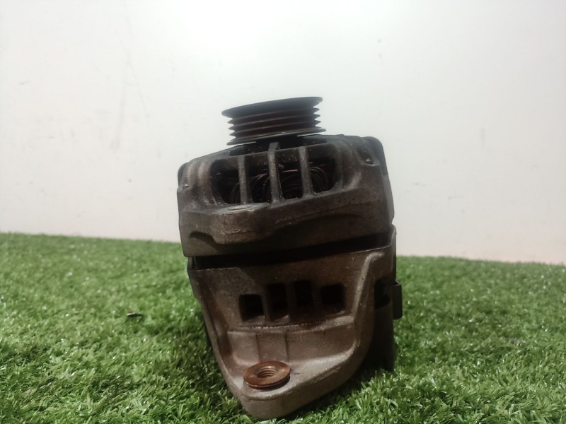 Recambio de alternador para nissan micra (k12e) acenta referencia OEM IAM 2542927A 2542927A 2542927A