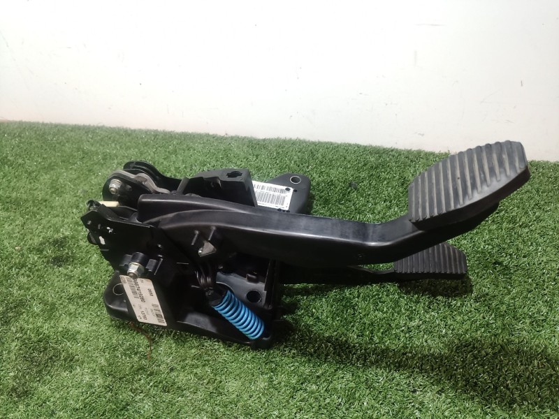 Recambio de pedal embrague para peugeot 508 i (8d_) 2.0 hdi referencia OEM IAM   