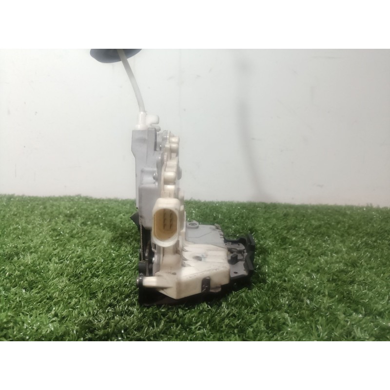 Recambio de cerradura puerta trasera izquierda para audi a3 (8p) 2.0 tdi referencia OEM IAM   