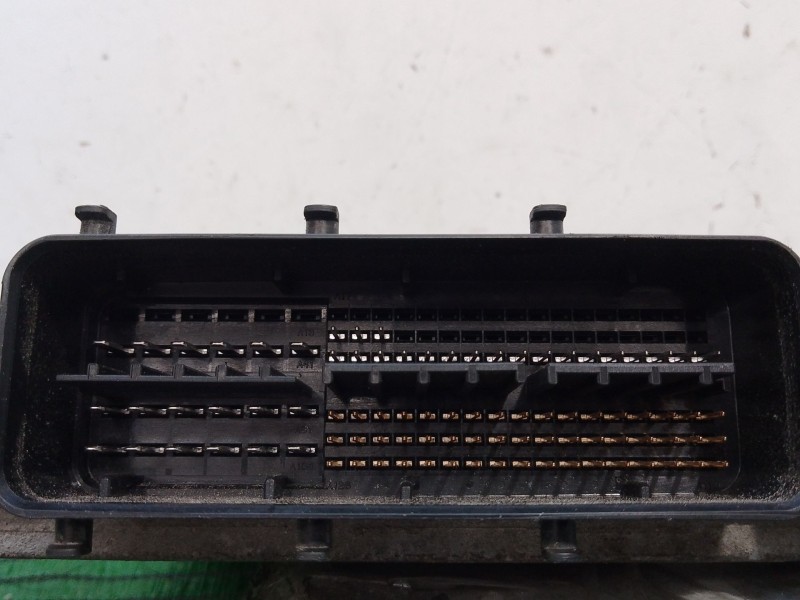 Recambio de centralita motor uce para toyota yaris (_p1_) 1.5 (ncp13_) referencia OEM IAM 896610D310 896610D310 MB2751002493