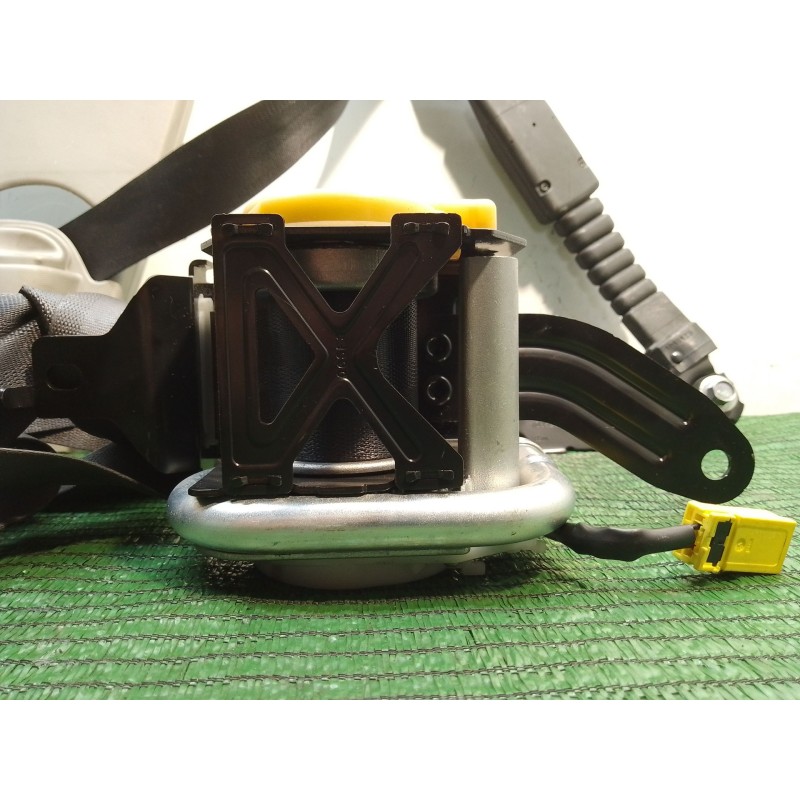 Recambio de cinturon seguridad delantero derecho para honda civic viii hatchback (fn, fk) 2.2 ctdi (fk3) referencia OEM IAM 501T