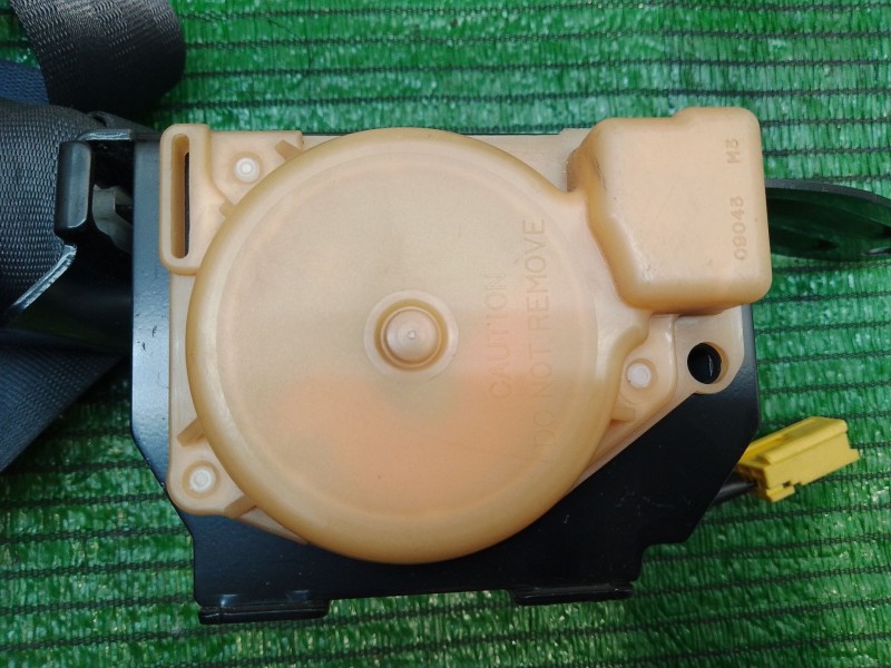 Recambio de cinturon seguridad delantero derecho para honda civic viii hatchback (fn, fk) 2.2 ctdi (fk3) referencia OEM IAM 501T