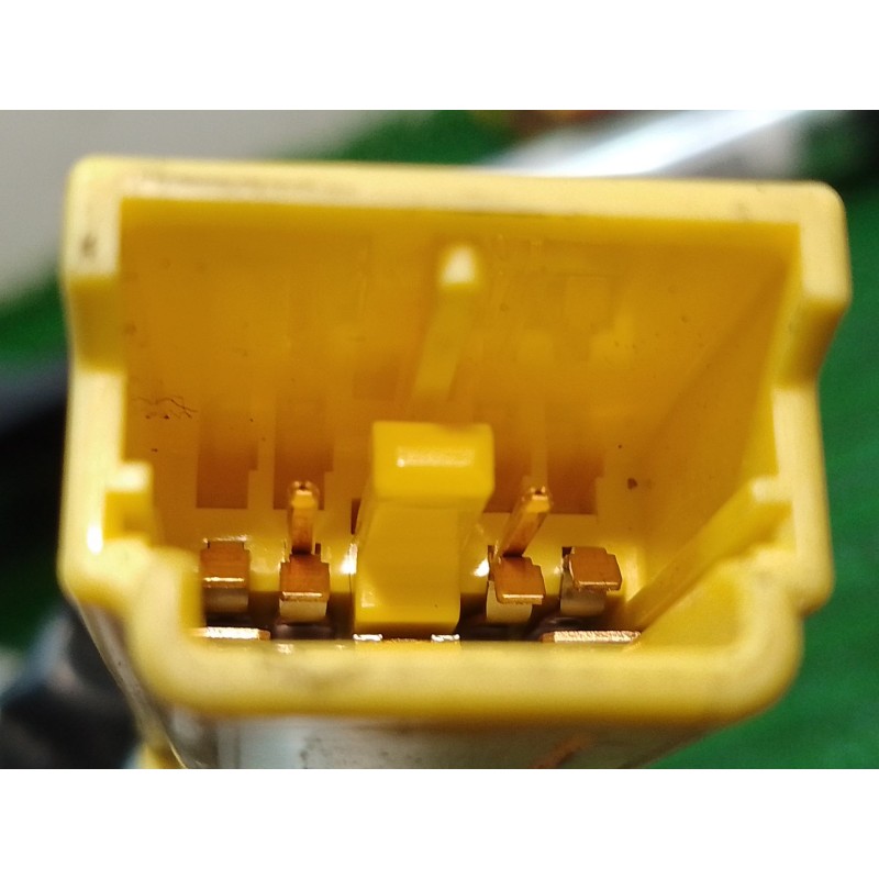 Recambio de cinturon seguridad delantero derecho para honda civic viii hatchback (fn, fk) 2.2 ctdi (fk3) referencia OEM IAM 501T