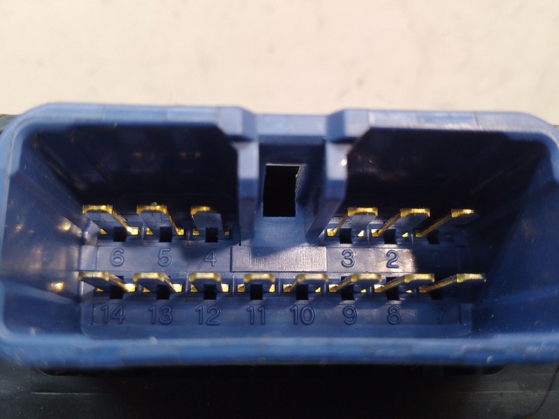 Recambio de rele para toyota yaris (_p1_) 1.5 (ncp13_) referencia OEM IAM 8264212050 8281052050 0617004240