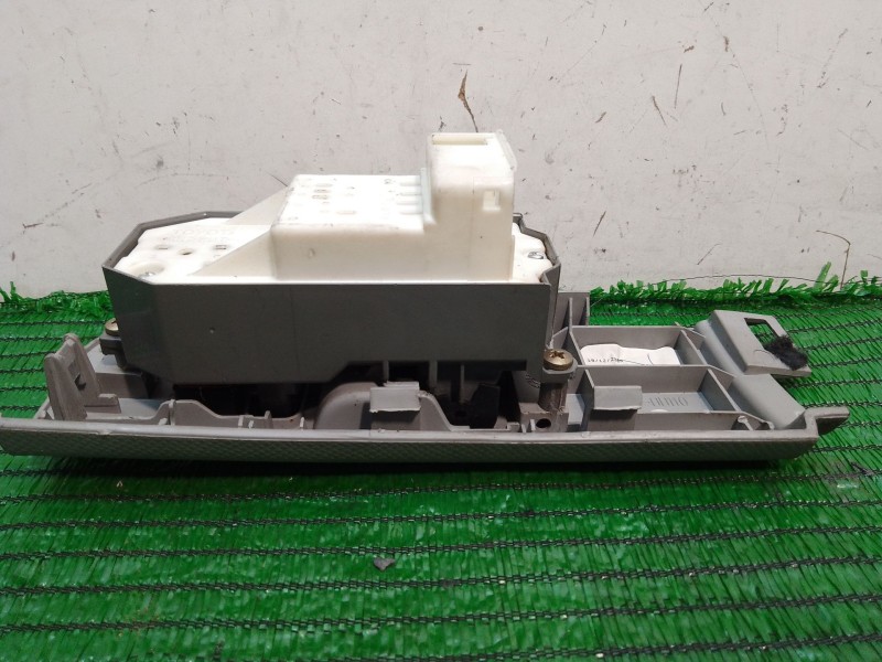 Recambio de mando elevalunas delantero izquierdo para toyota yaris (_p1_) 1.5 (ncp13_) referencia OEM IAM 74232D110 74232D110 74