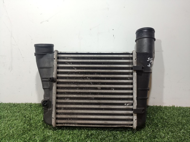 Recambio de intercooler para seat exeo st (3r5) 2.0 tdi referencia OEM IAM   