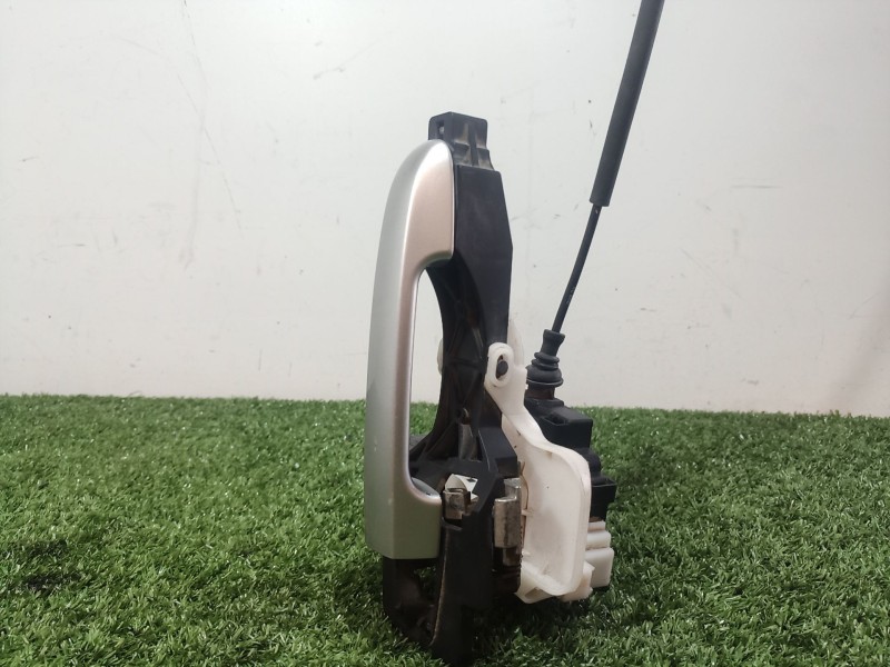 Recambio de cerradura puerta delantera izquierda para kia cee´d referencia OEM IAM   