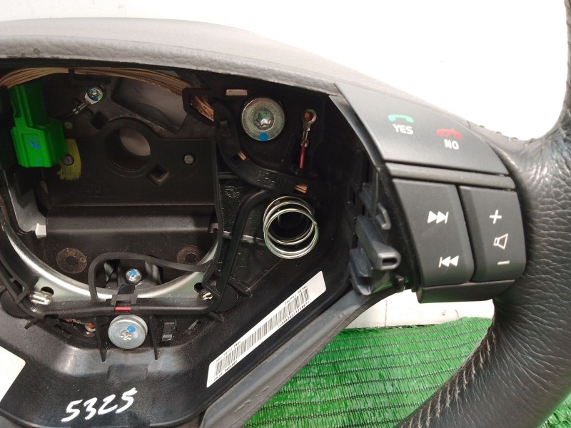 Recambio de volante para volvo s60 berlina referencia OEM IAM 8666883 CU55036213320071 08666887
