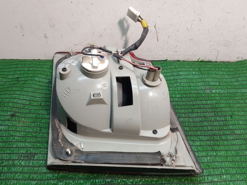 Recambio de piloto trasero izquierdo interior para kia carens referencia OEM IAM 0K2FB51170 0K2FB51170 0K2FB51170