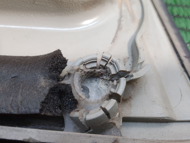 Recambio de piloto trasero izquierdo interior para kia carens referencia OEM IAM 0K2FB51170 0K2FB51170 0K2FB51170