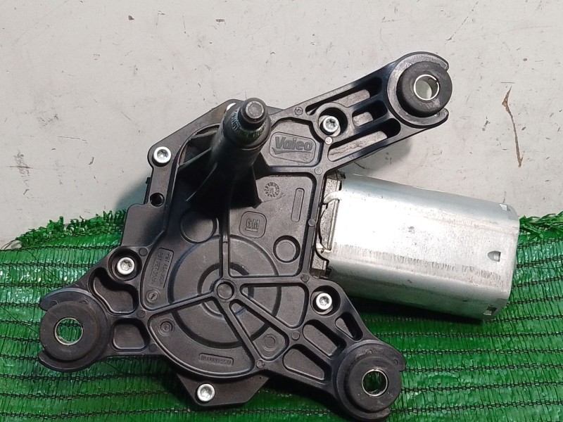 Recambio de motor limpia trasero para opel insignia a sedán (g09) 2.0 cdti (69) referencia OEM IAM 13269910 13269910 W000008916