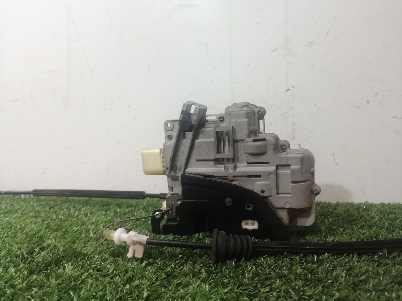 Recambio de cerradura puerta delantera derecha para volvo s60 berlina referencia OEM IAM   