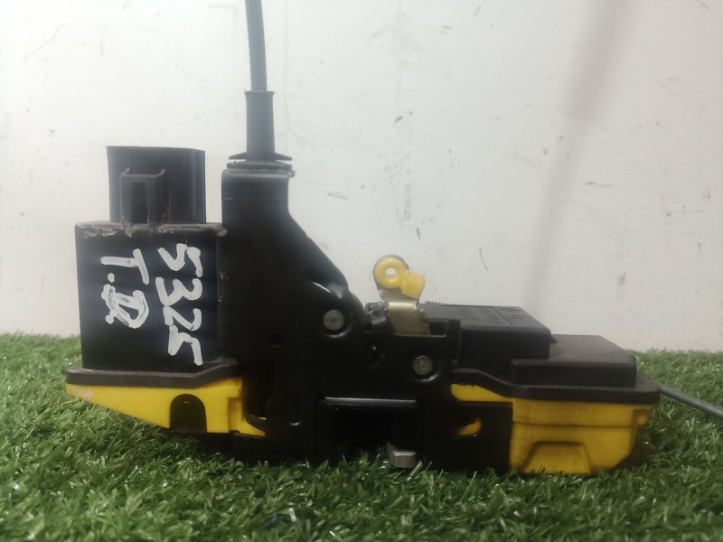 Recambio de cerradura puerta trasera derecha para volvo s60 berlina referencia OEM IAM   