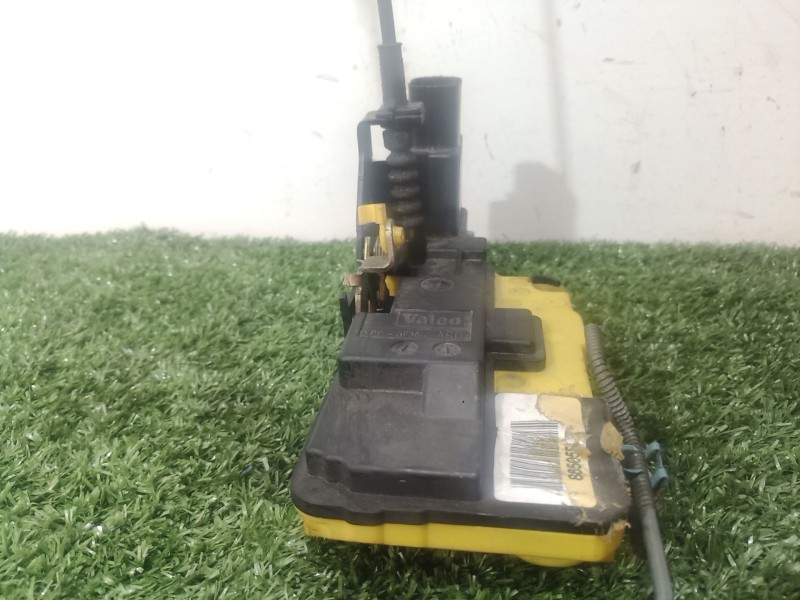 Recambio de cerradura puerta trasera derecha para volvo s60 berlina referencia OEM IAM   