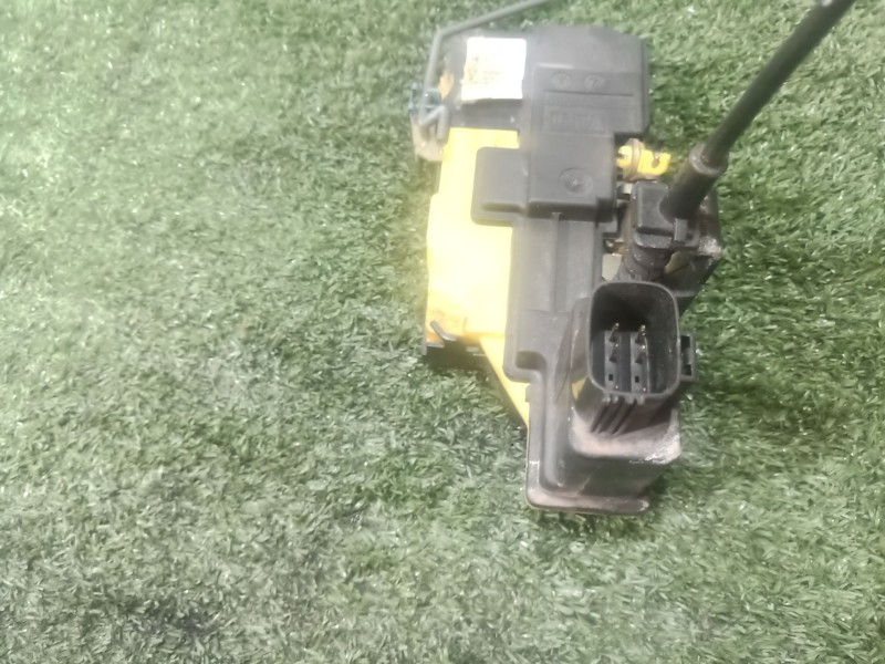 Recambio de cerradura puerta trasera derecha para volvo s60 berlina referencia OEM IAM   